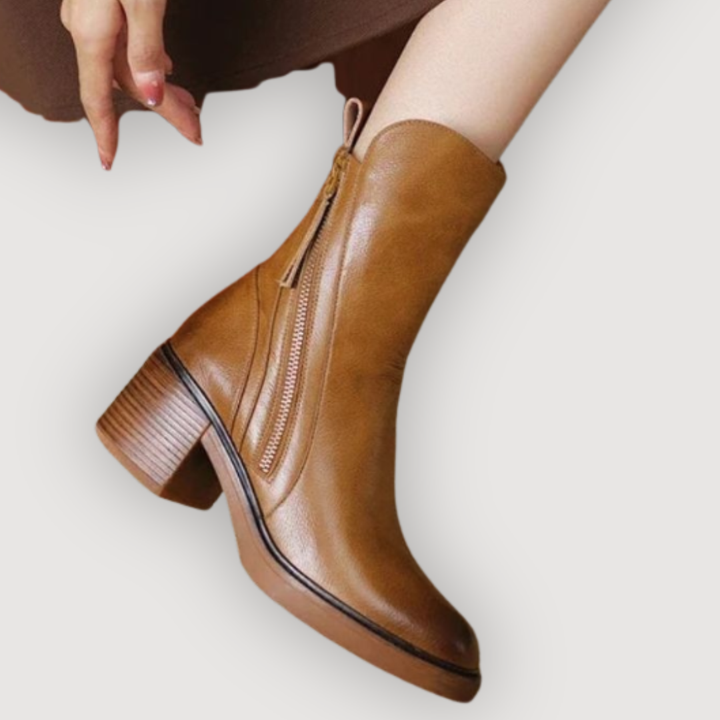 NOA – CHIC ANKLE BOOTS
