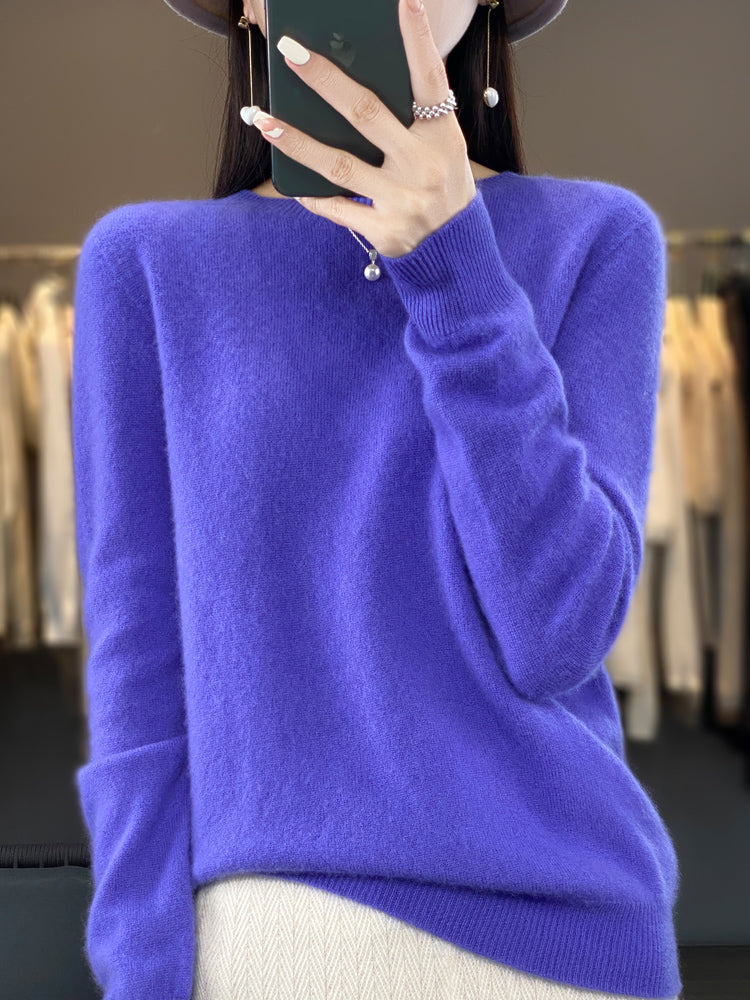 Anette - Trendy and Comfortable Sweater